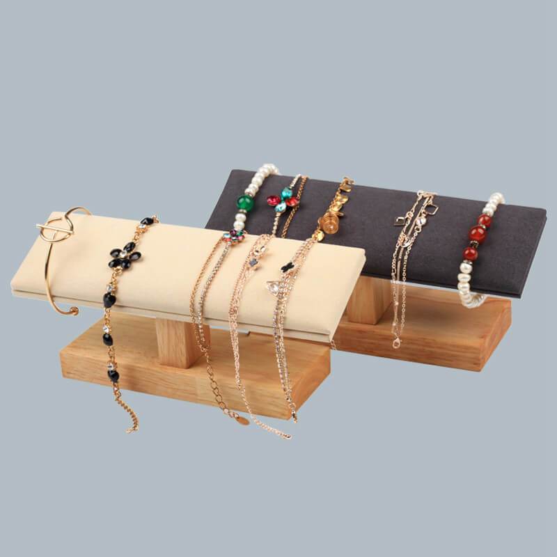 Portacollane <br /> Supporto in legno