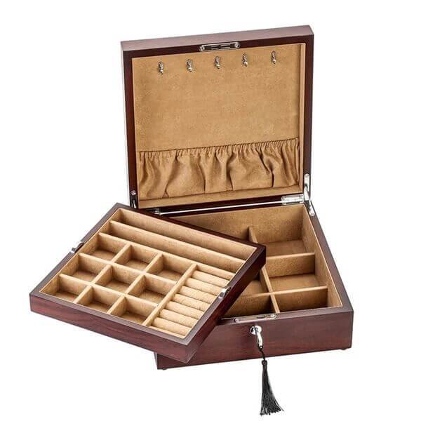Portagioie in legno <br /> con scomparto