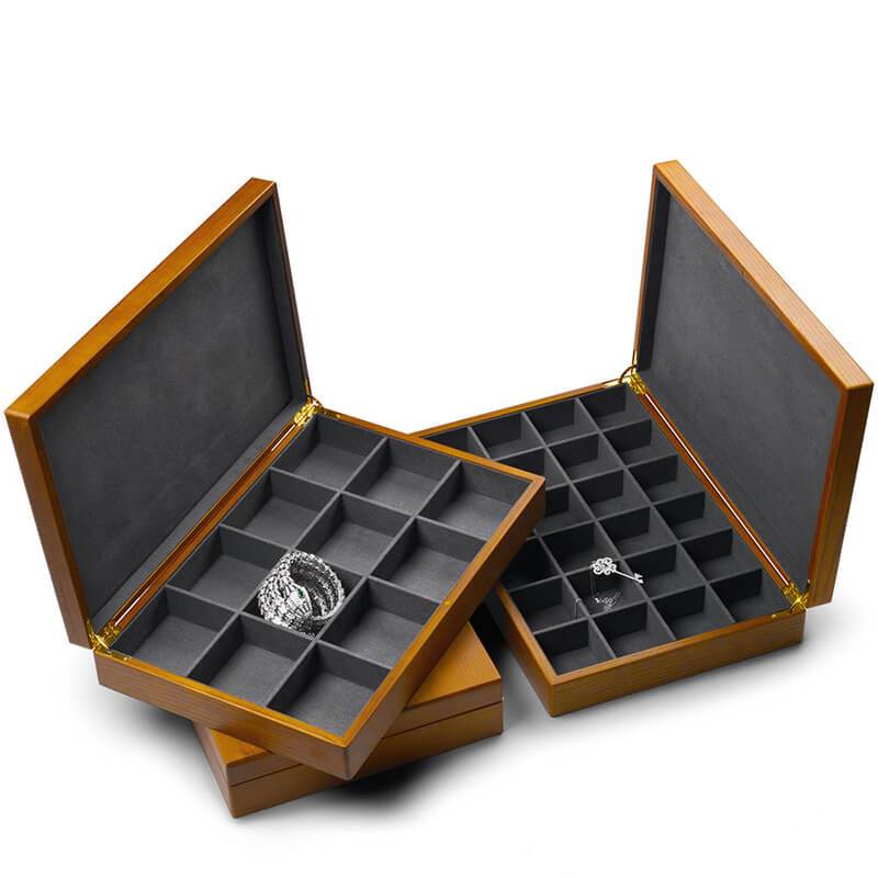 Scatola di legno per gioielli <br /> Scomparti