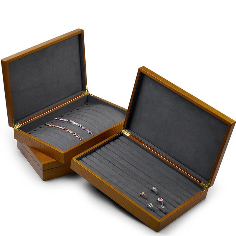 Scatola di legno per gioielli <br /> Scomparti