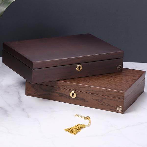 Portagioie in legno <br /> Fatto a mano
