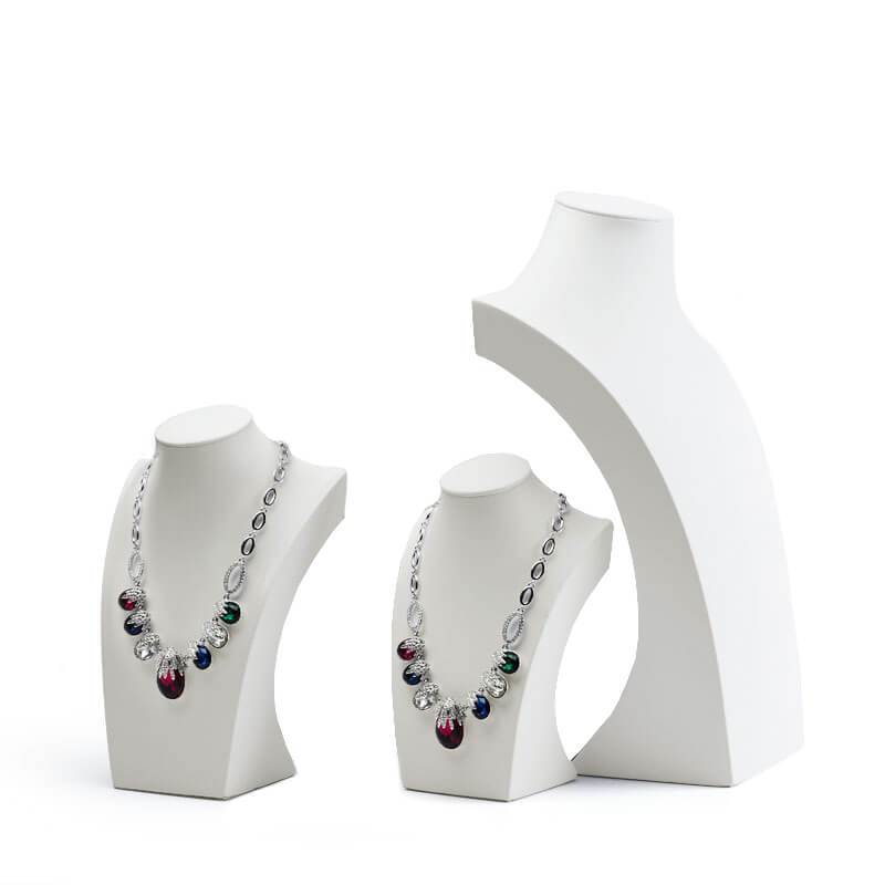 Portacollane <br /> Busto bianco