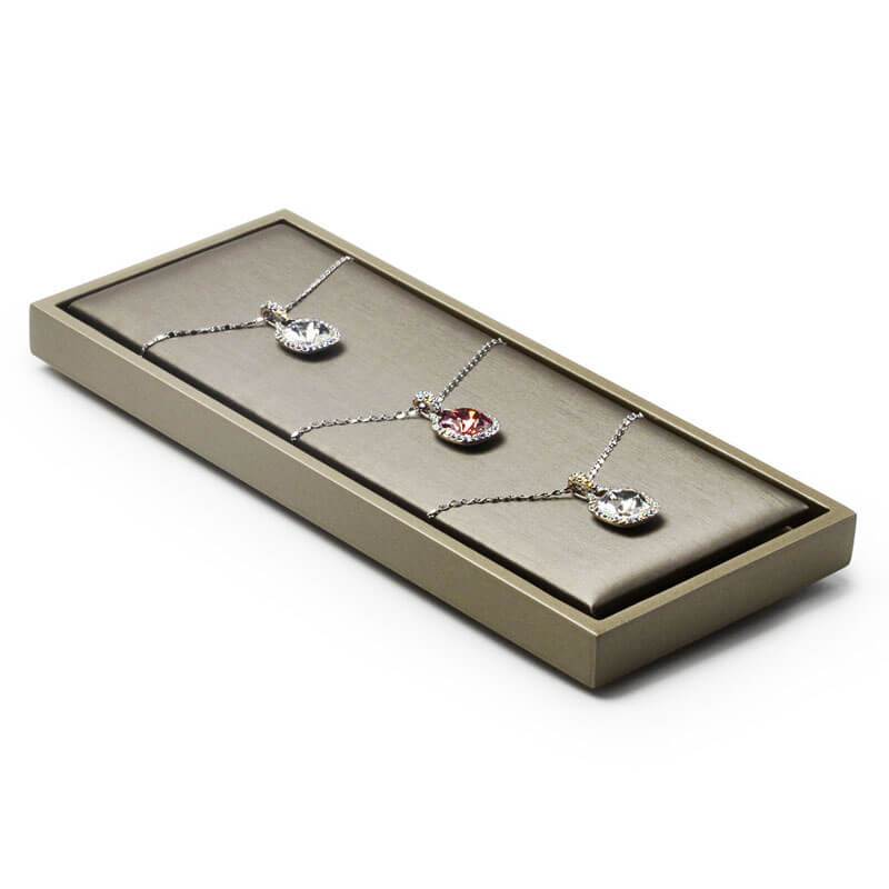 Espositore per gioielli <br /> Lotto