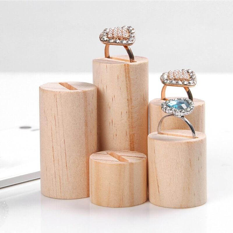 Porta anelli <br /> Legno